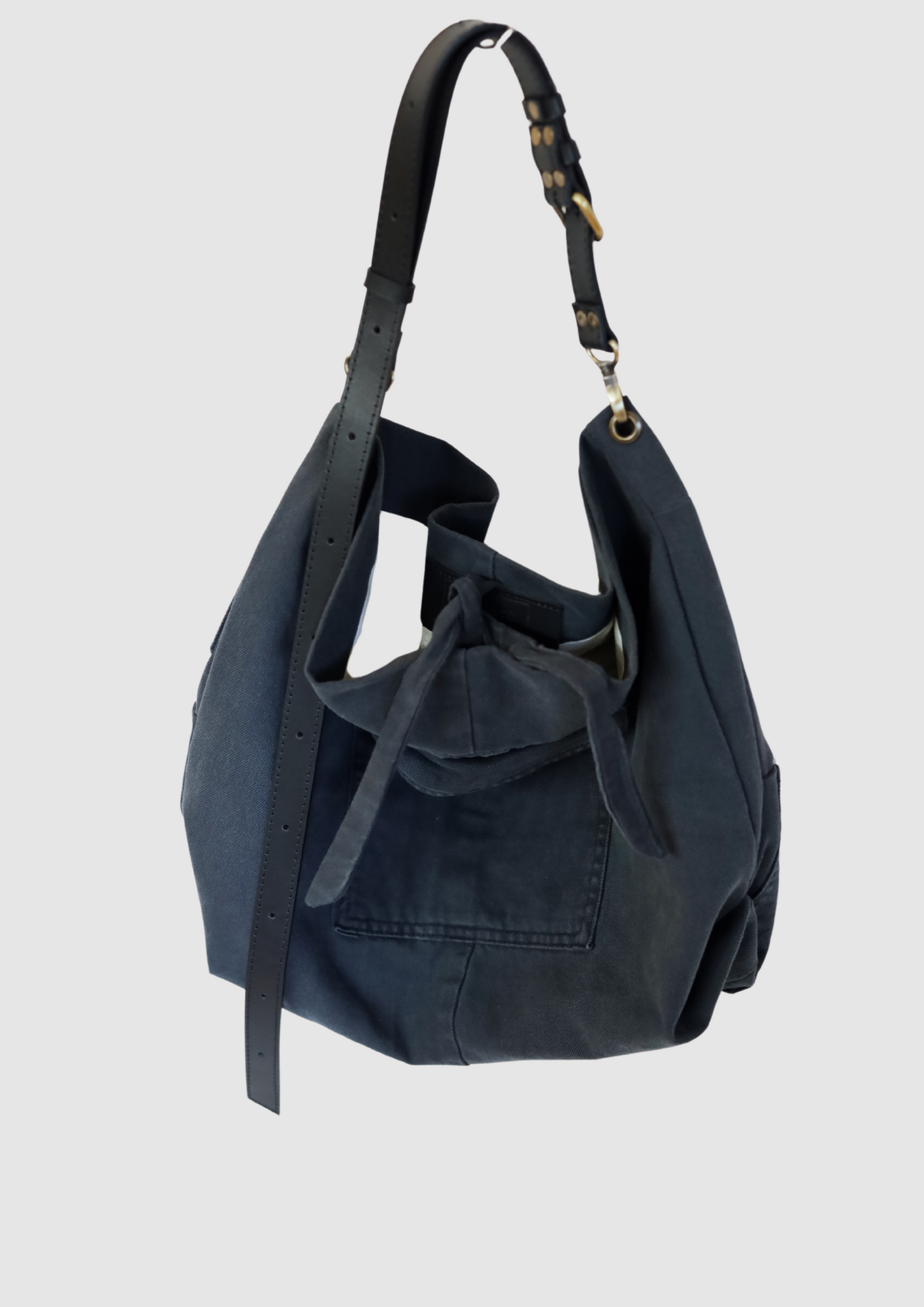 Upcycled tote bag made from recycled fabric – eco-friendly, sustainable, and handmade for a zero-waste lifestyle. Perfect reusable shopping or shoulder bag.