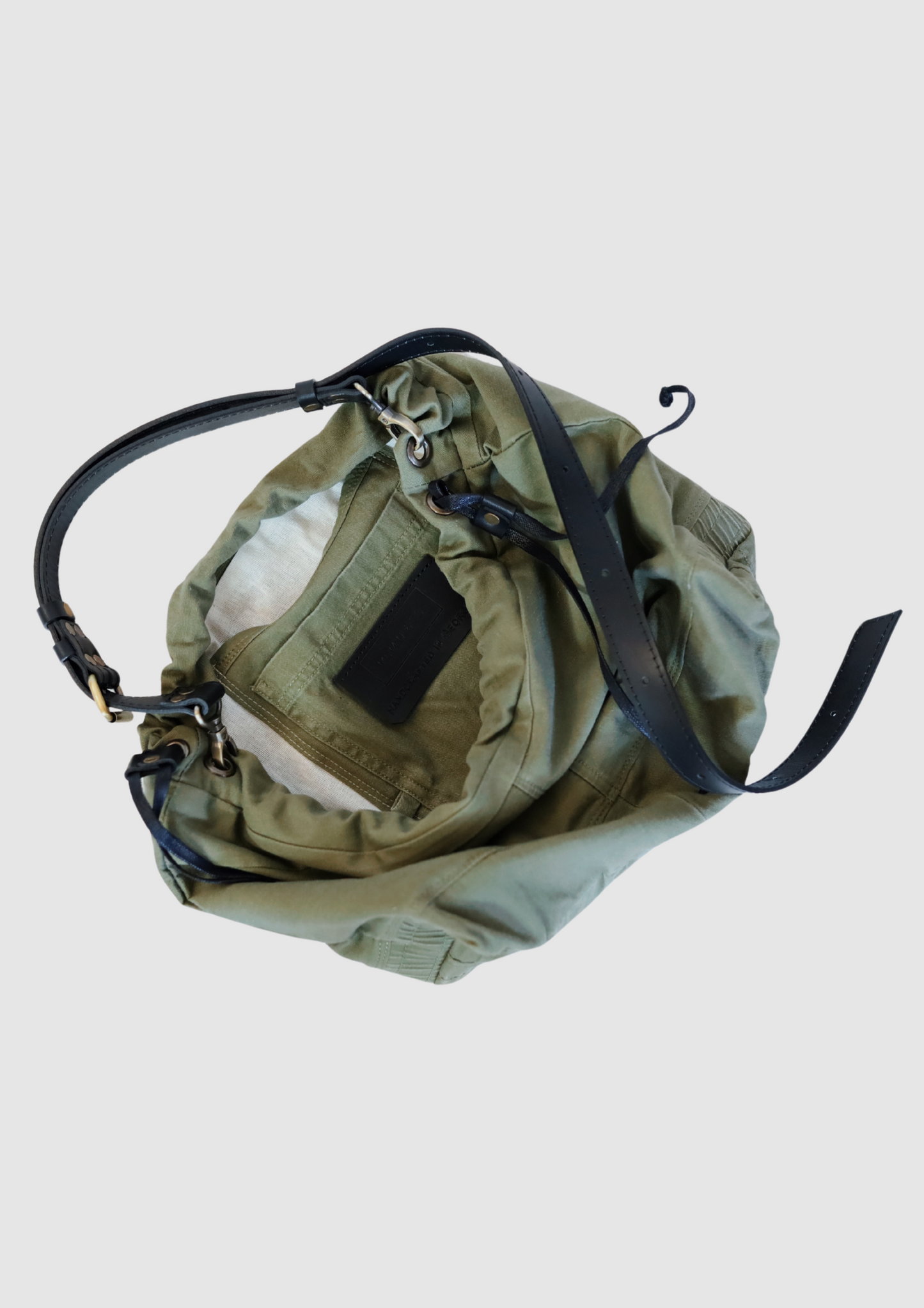 Eco-friendly upcycled bag made from repurposed materials – sustainable handmade tote with unique design. Perfect for everyday use, zero-waste fashion accessory