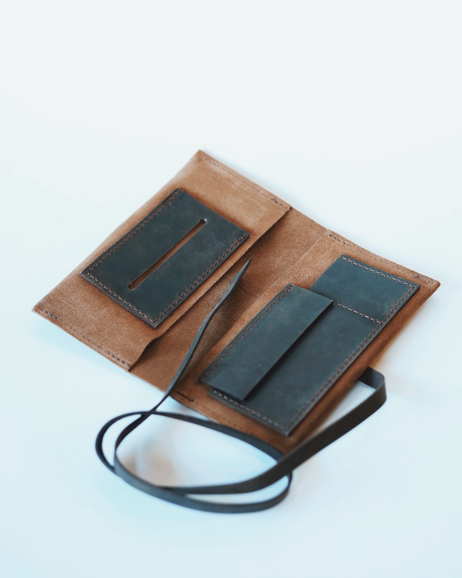 Tobacco pouch